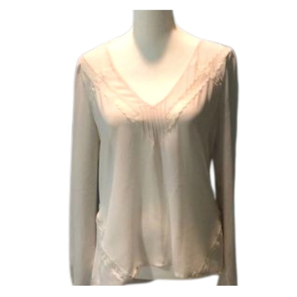 Guess long sleeve v-neck top. Ivory/cream XS. Polyester - Picture 1 of 4
